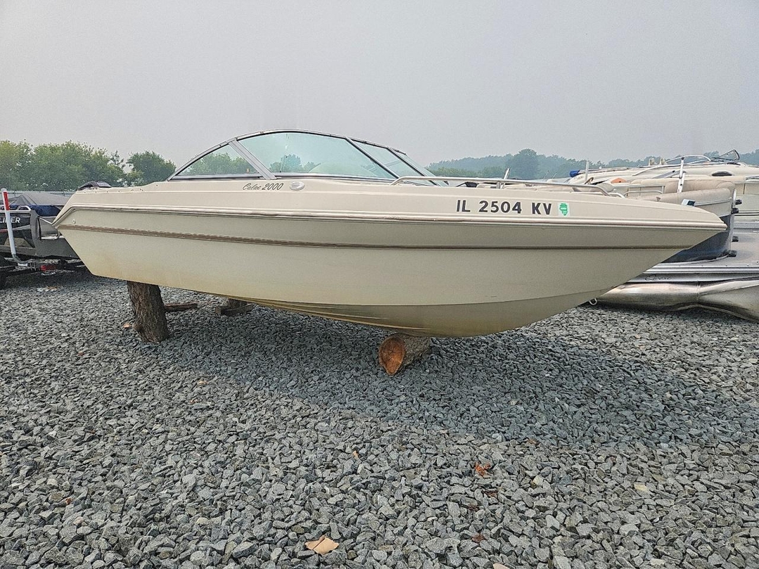 Vue de 1999 THOMPSON CALAE 2000 BOAT, angle 1