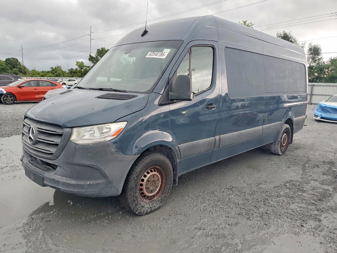 منظر 2019 MERCEDES-BENZ SPRINTER 2500/3500 DELIVERY VAN، زاوية 1