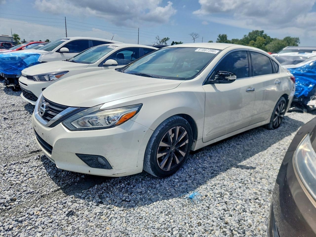 Вид 2017 NISSAN ALTIMA 2.5 SL, угол 1