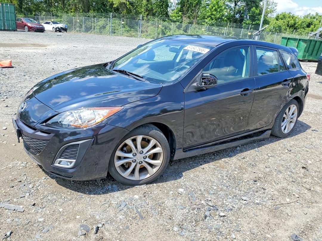 Вид 2011 MAZDA 3 S, угол 1