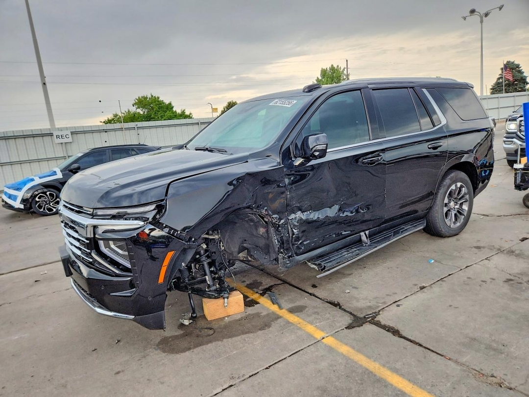 Vue de 2026 CHEVROLET TAHOE K1500 LT, angle 1