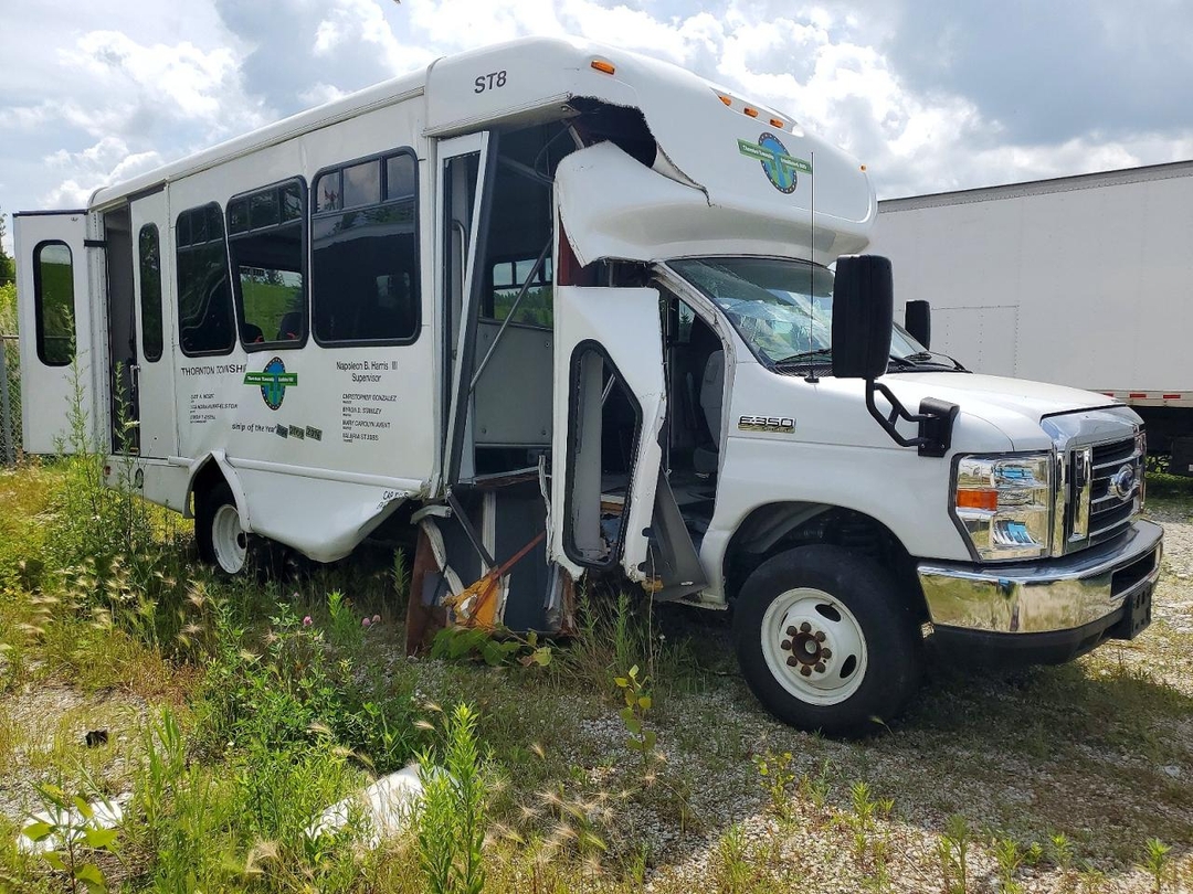 Vedere 2019 FORD E350 SHUTTLE BUS, unghi 1