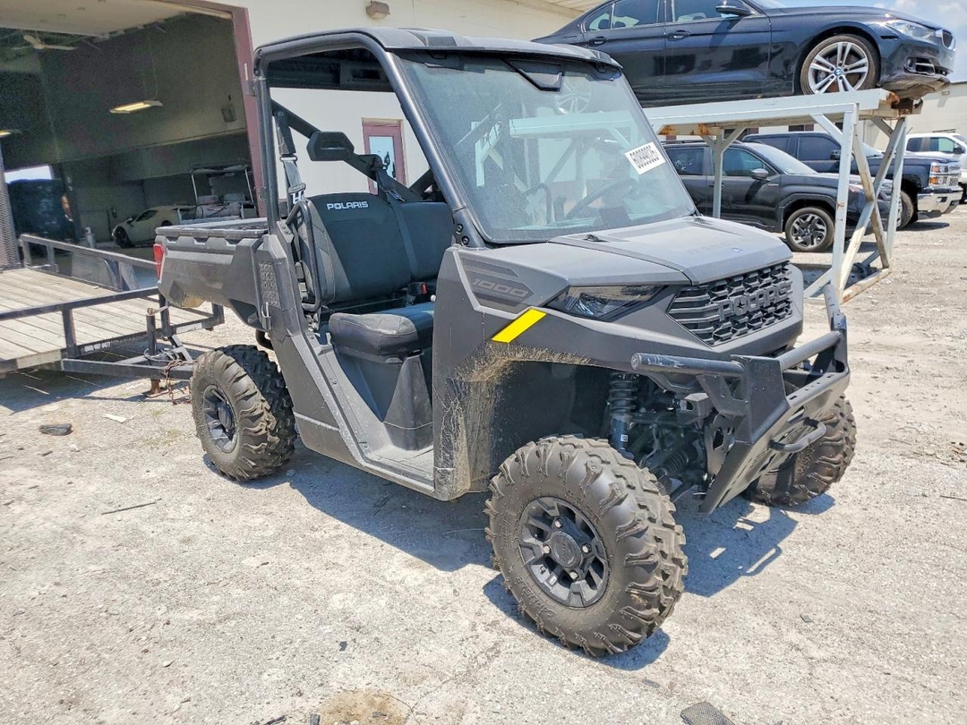Vue de 2024 POLARIS RANGER 1000 UTILITY VEHICLE, angle 1