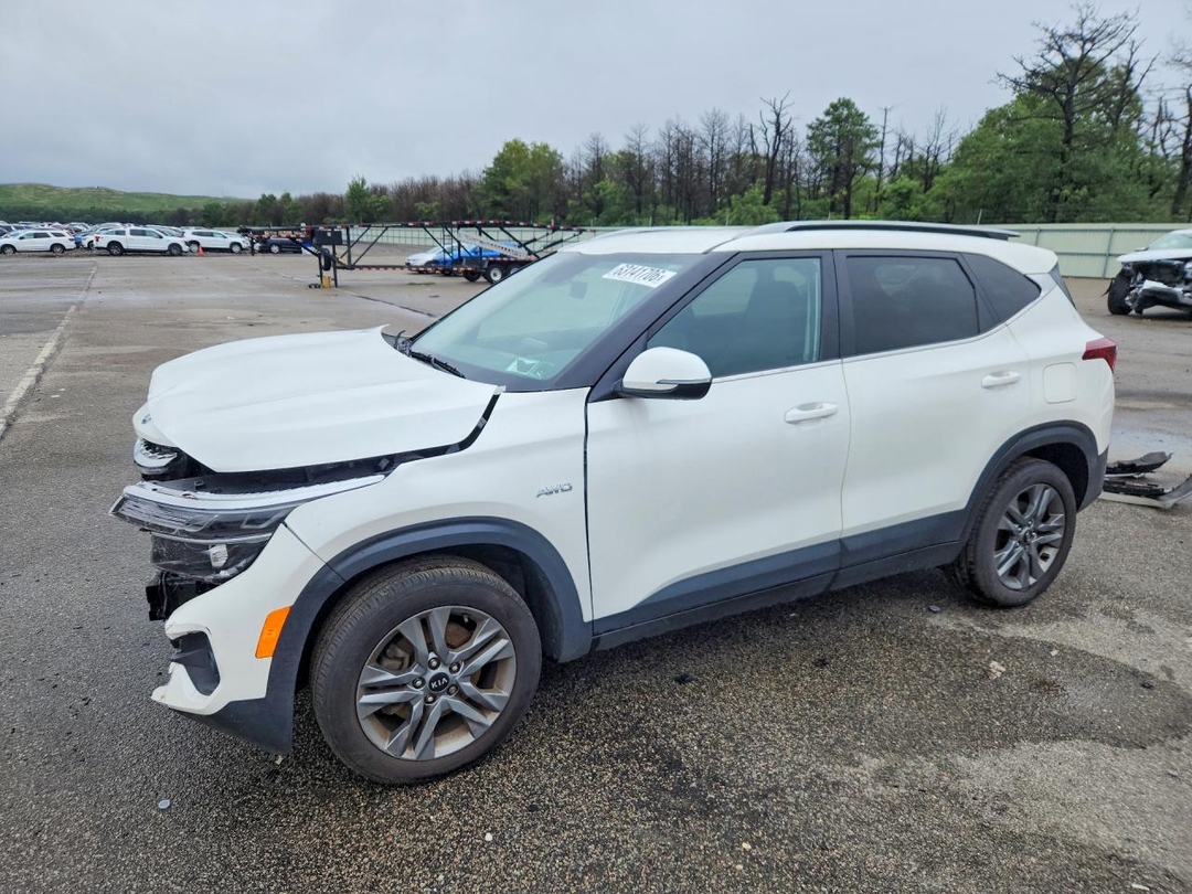 Vue de 2021 KIA SELTOS S, angle 1