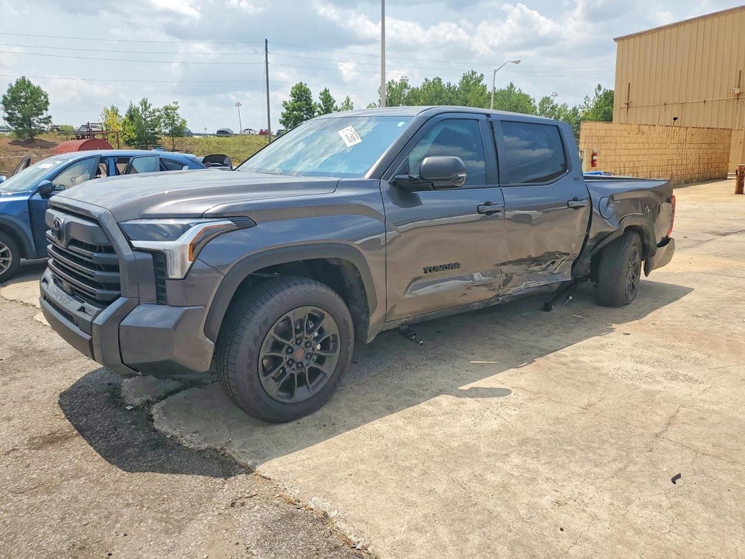 Vedere 2025 TOYOTA TUNDRA SR5, unghi 1