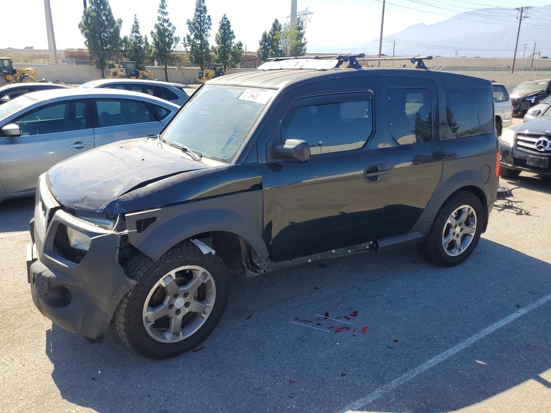 Вид 2005 HONDA ELEMENT EX, угол 1