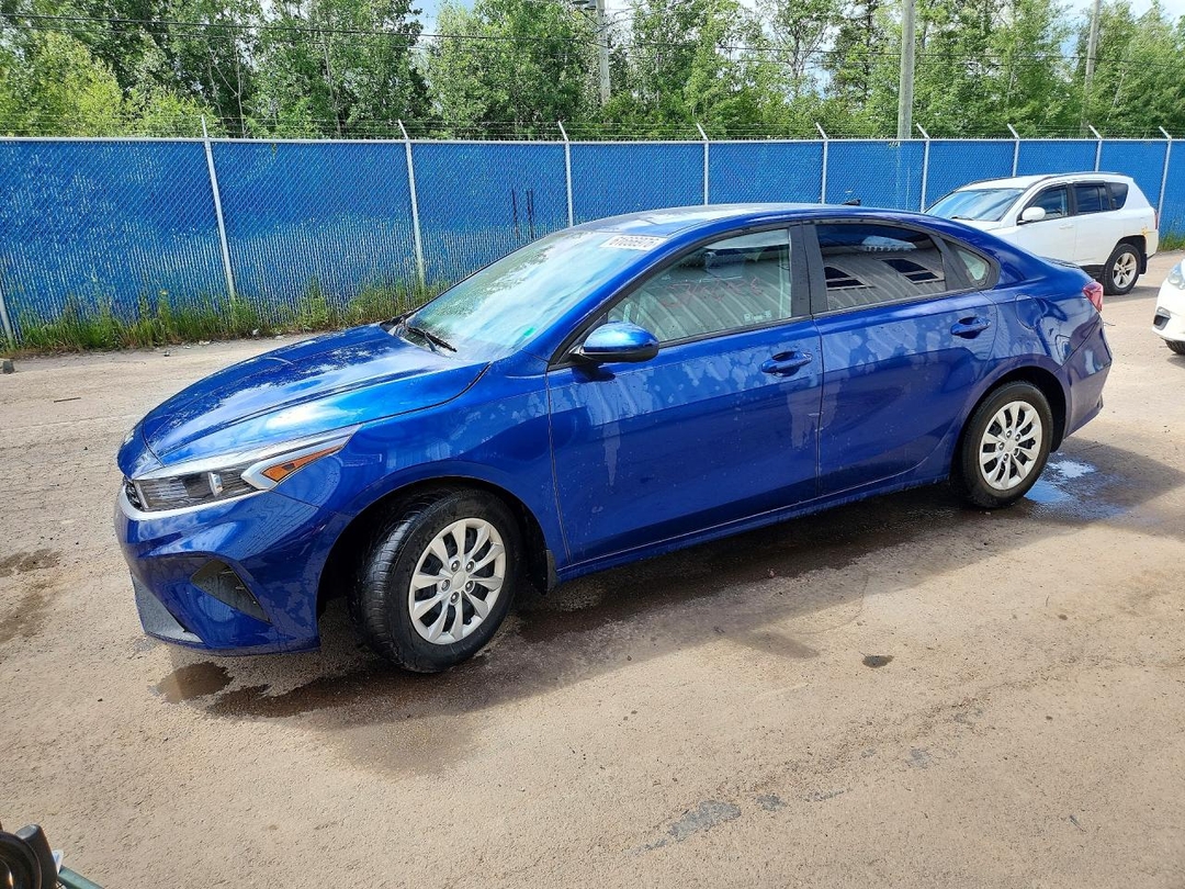 Vista de 2024 KIA FORTE LX, ángulo 1