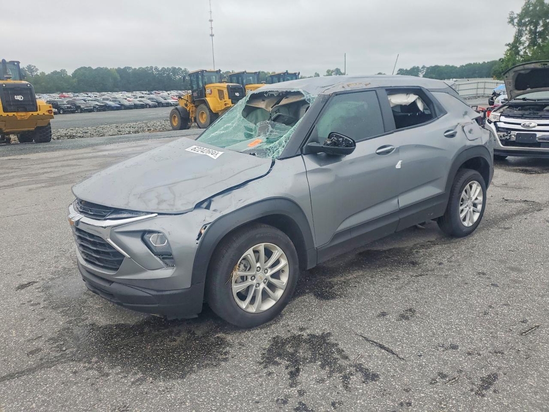 Вид 2026 CHEVROLET TRAILBLAZER LS, угол 1