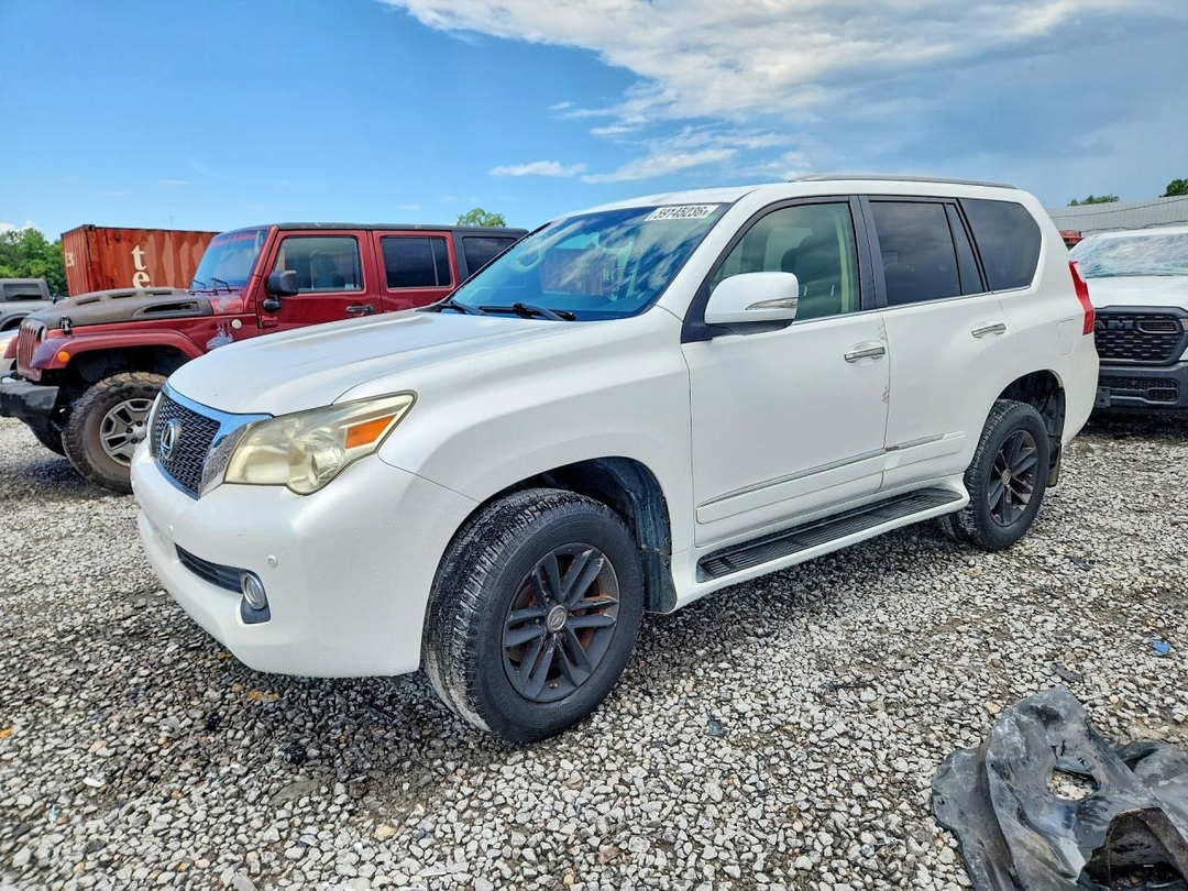 Вид 2013 LEXUS GX 460, угол 1