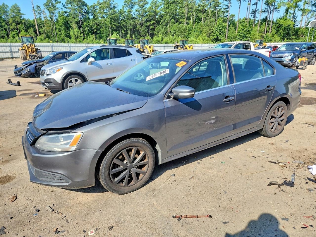 Vedere 2013 VOLKSWAGEN JETTA SE, unghi 1