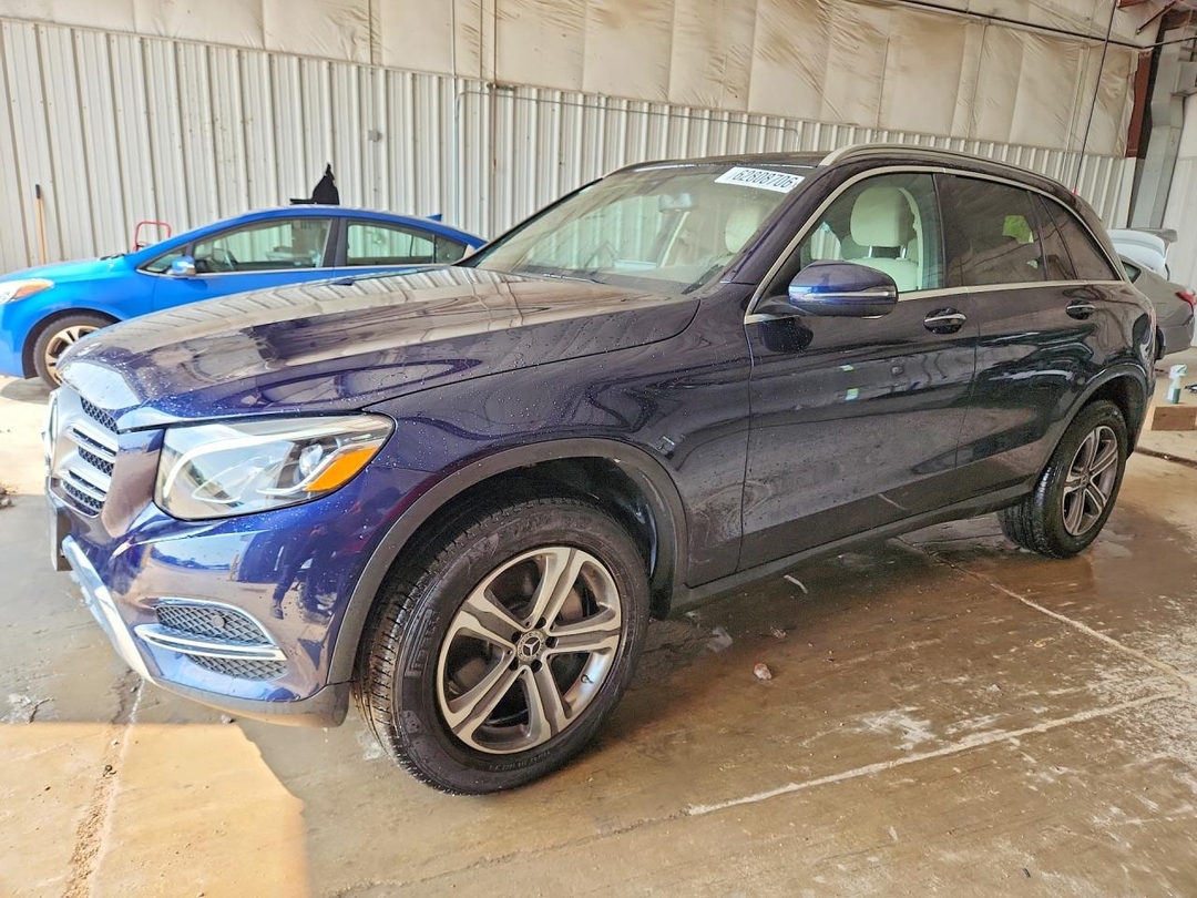 Vue de 2018 MERCEDES-BENZ GLC 300 4MATIC, angle 1