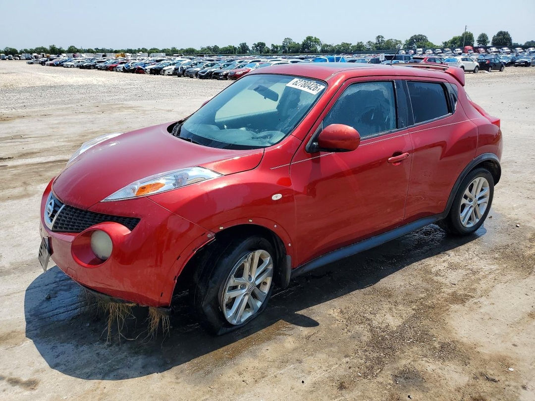 Вид 2013 NISSAN JUKE S, угол 1