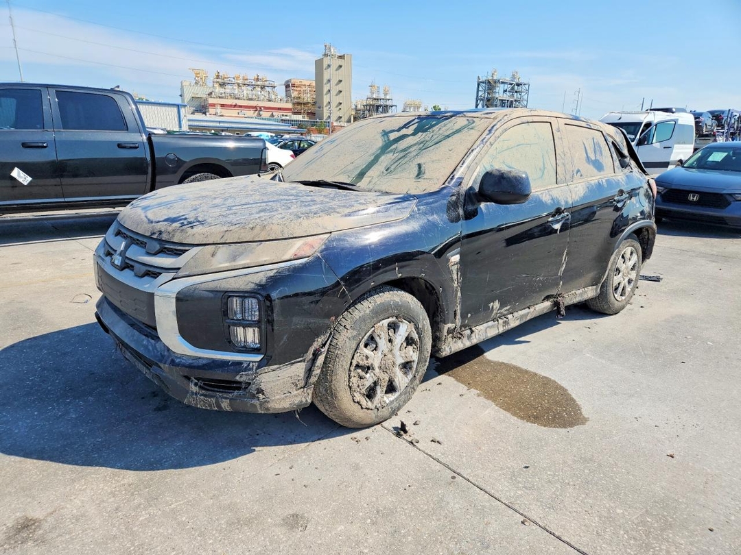 Вид 2026 MITSUBISHI OUTLANDER SPORT S/SE, угол 1