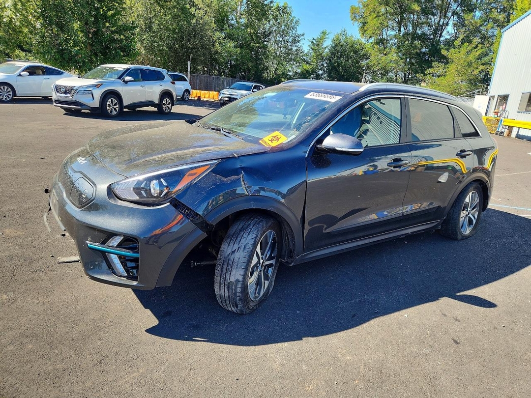 Вид 2022 KIA NIRO EV S, угол 1