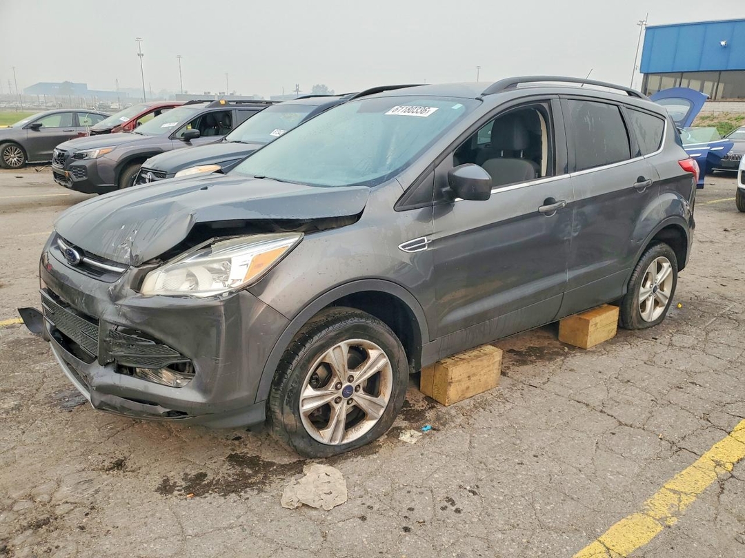منظر 2016 FORD ESCAPE SE، زاوية 1