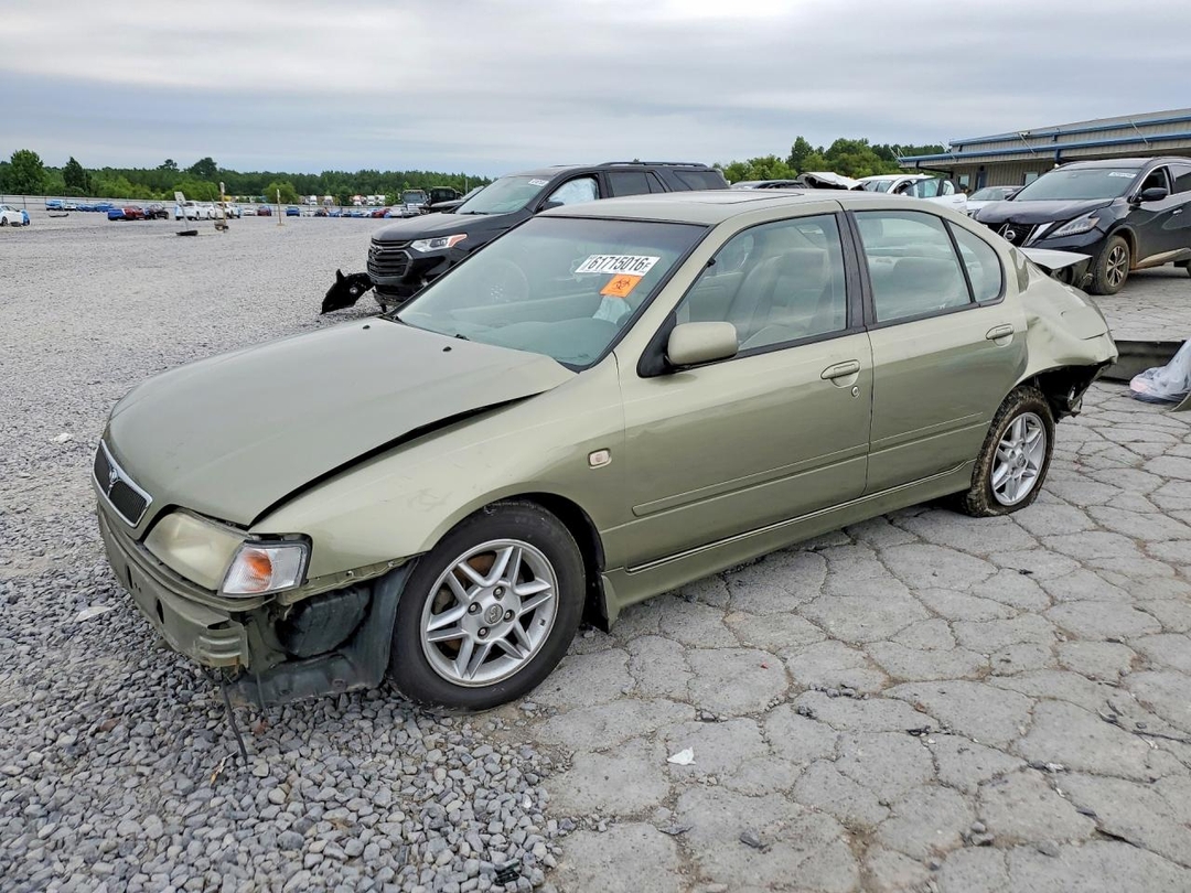 Vista de 2002 INFINITI G20 BASE, ángulo 1