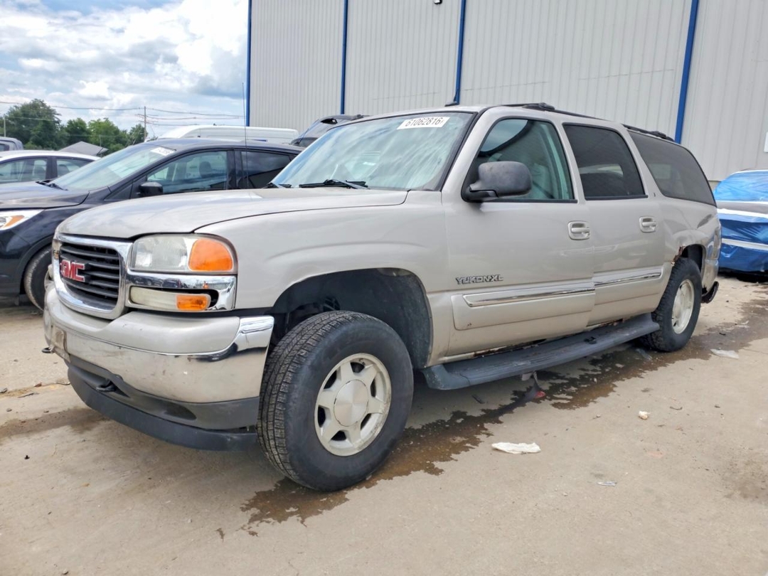 Vue de 2005 GMC YUKON XL K1500, angle 1