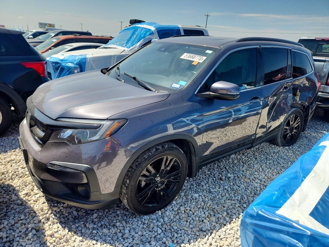 Вид 2021 HONDA PILOT SE, угол 1