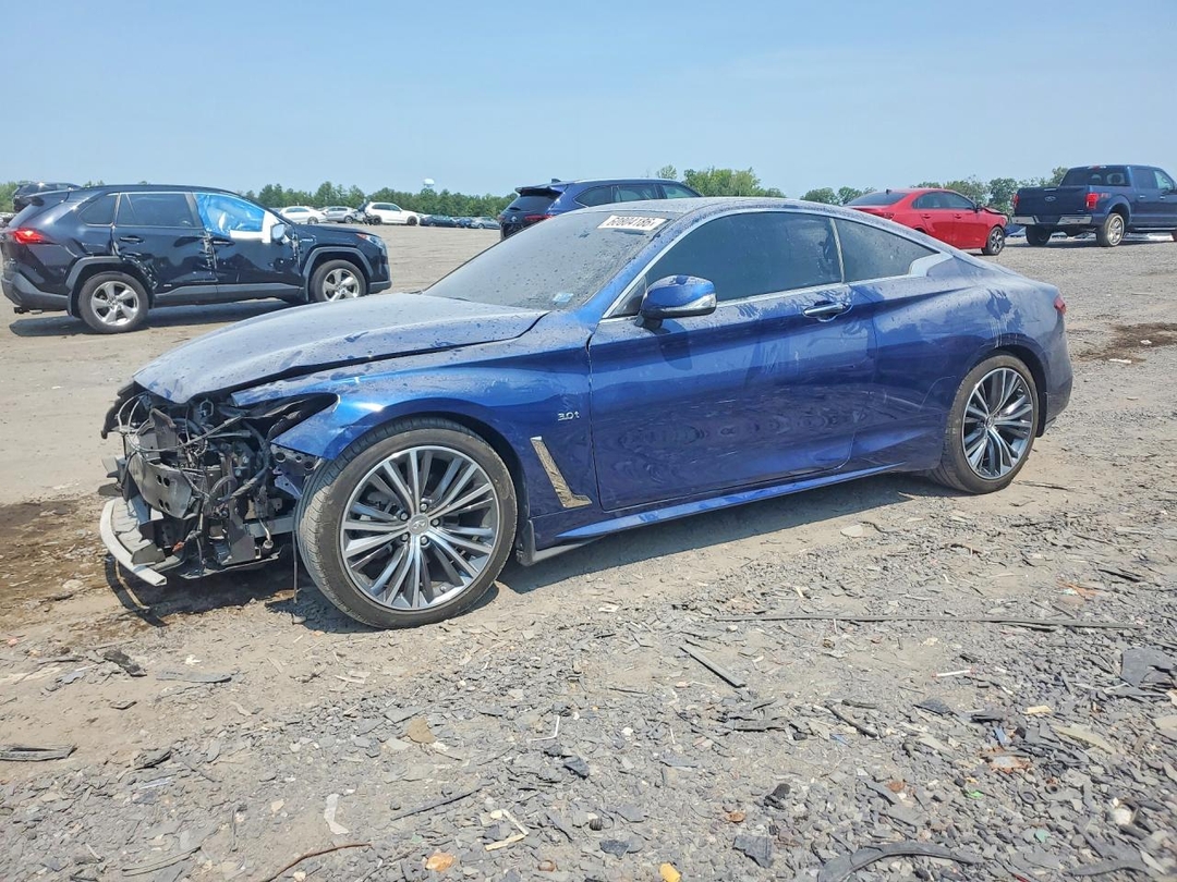 Vista de 2019 INFINITI Q60 PURE/LUXE, ángulo 1