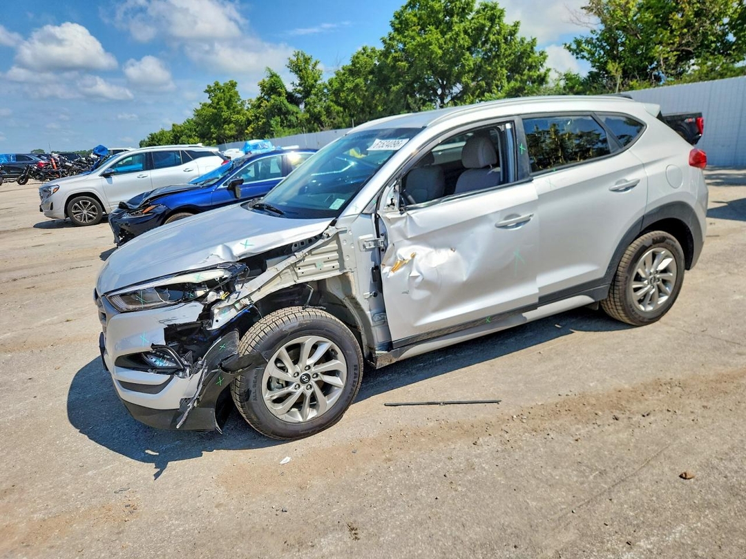 Vue de 2018 HYUNDAI TUCSON SEL, angle 1