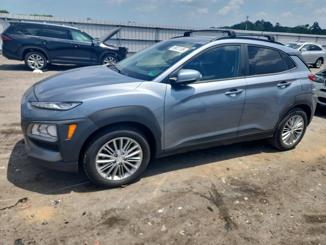 Vista de 2021 HYUNDAI KONA SEL, ángulo 1