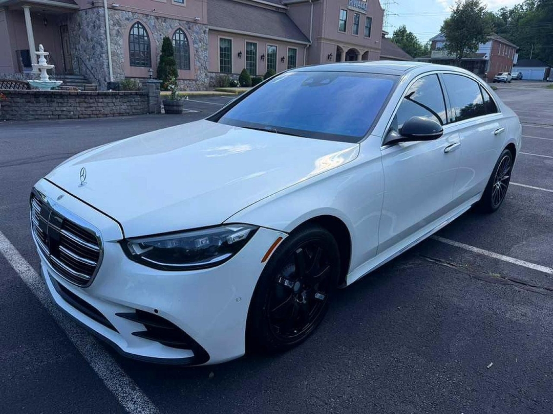 Vista de 2022 MERCEDES-BENZ S 580 4MATIC, ángulo 1