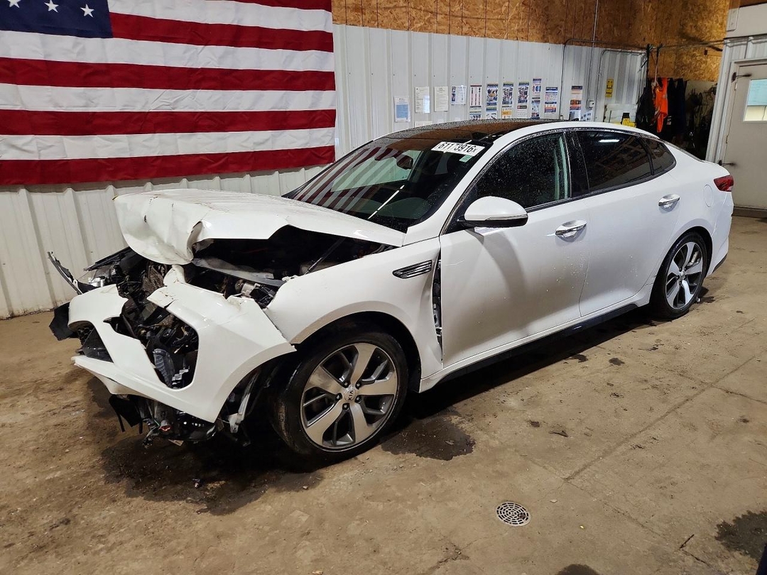 منظر 2019 KIA OPTIMA S، زاوية 1