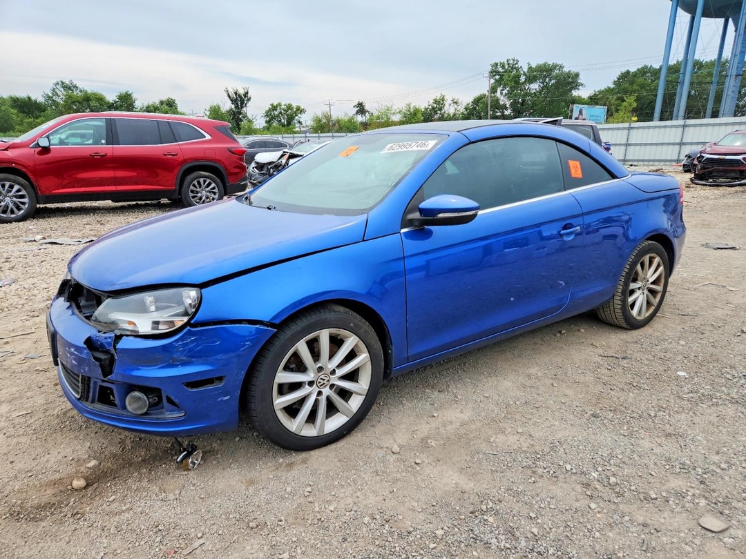 Vista de 2012 VOLKSWAGEN EOS KOMFORT, ángulo 1