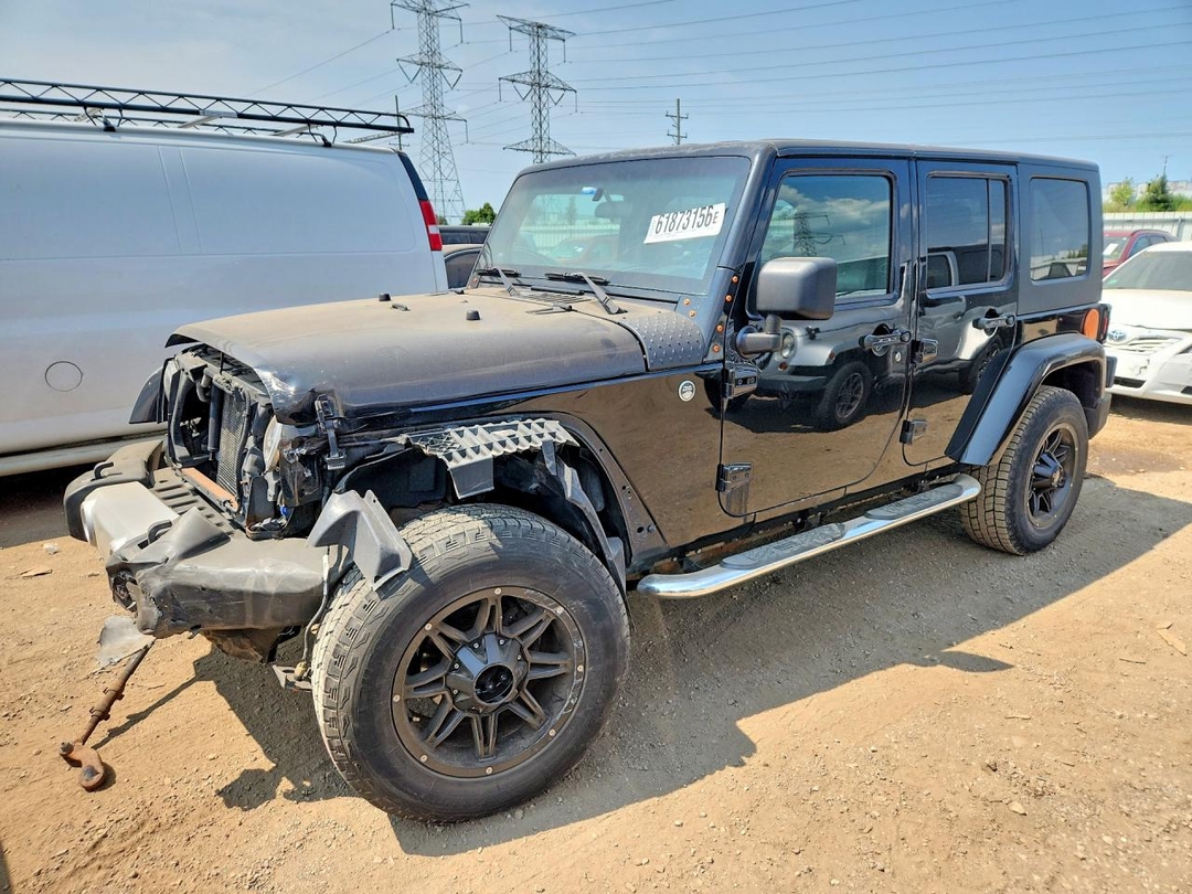 منظر 2010 JEEP WRANGLER UNLIMITED SAHARA، زاوية 1