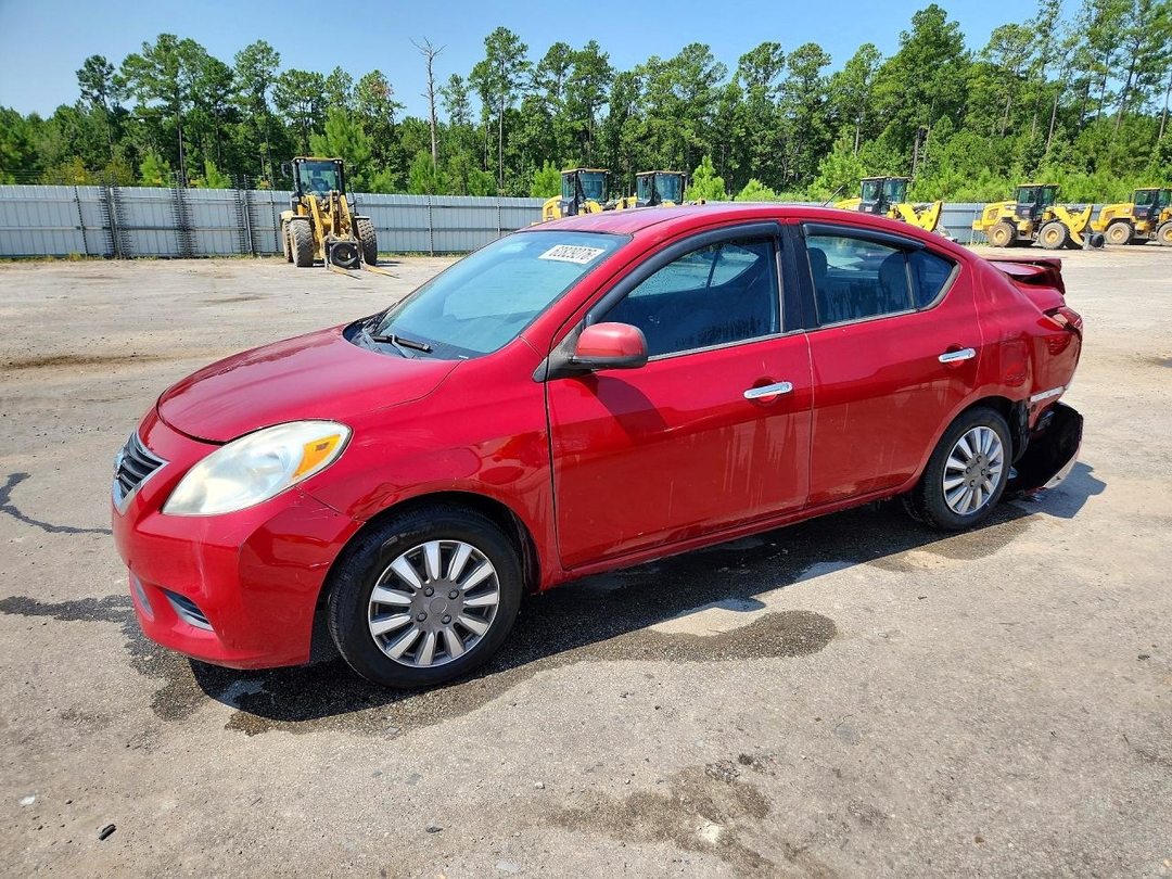 منظر 2014 NISSAN VERSA 1.6 S، زاوية 1