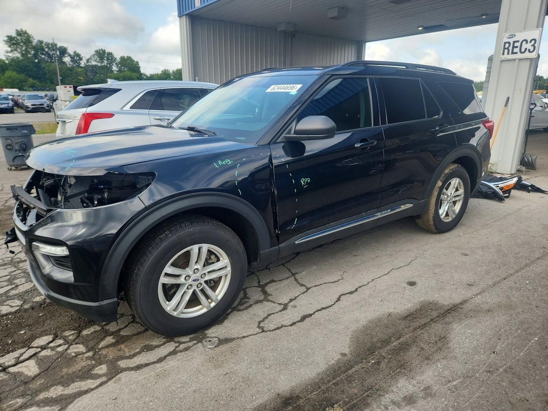 Vedere 2022 FORD EXPLORER XLT, unghi 1