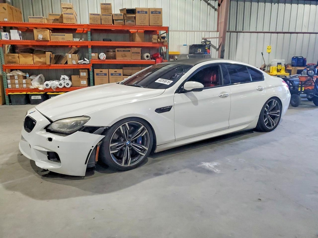 Вид 2015 BMW M6 GRAN COUPE, угол 1