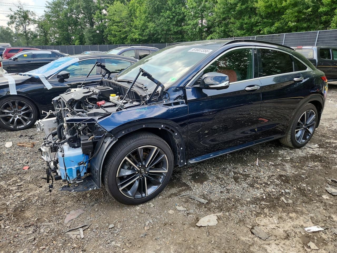 منظر 2025 INFINITI QX55 SENSORY، زاوية 1