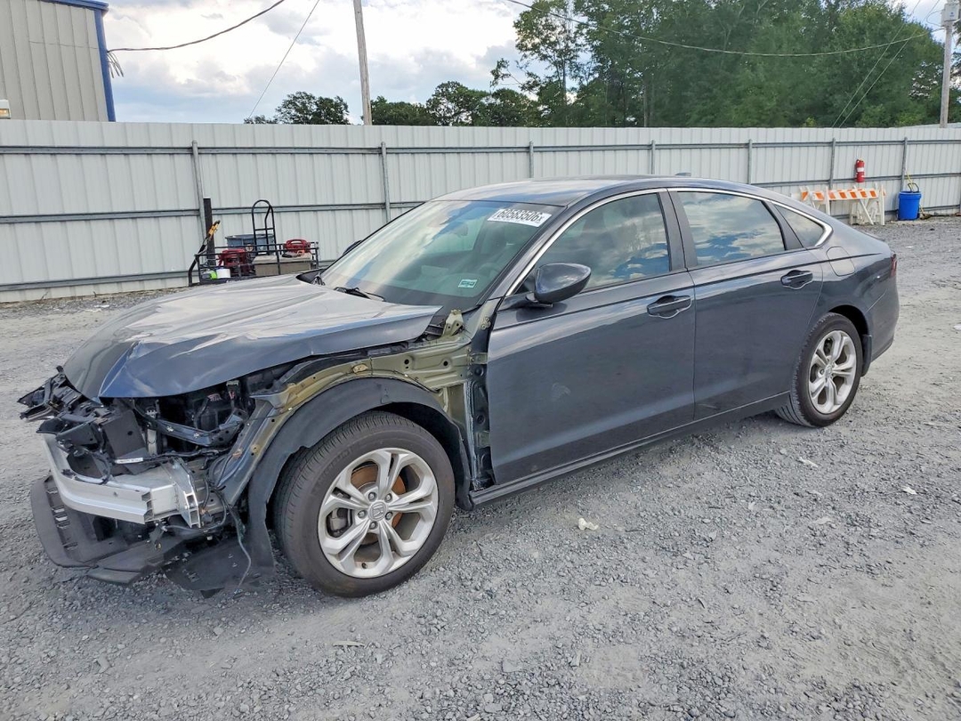 Vista de 2025 HONDA ACCORD LX, ángulo 1