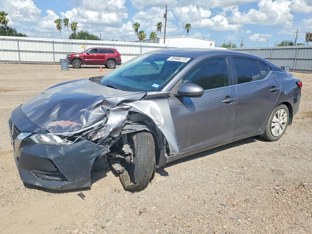 Vista de 2021 NISSAN SENTRA S, ángulo 1