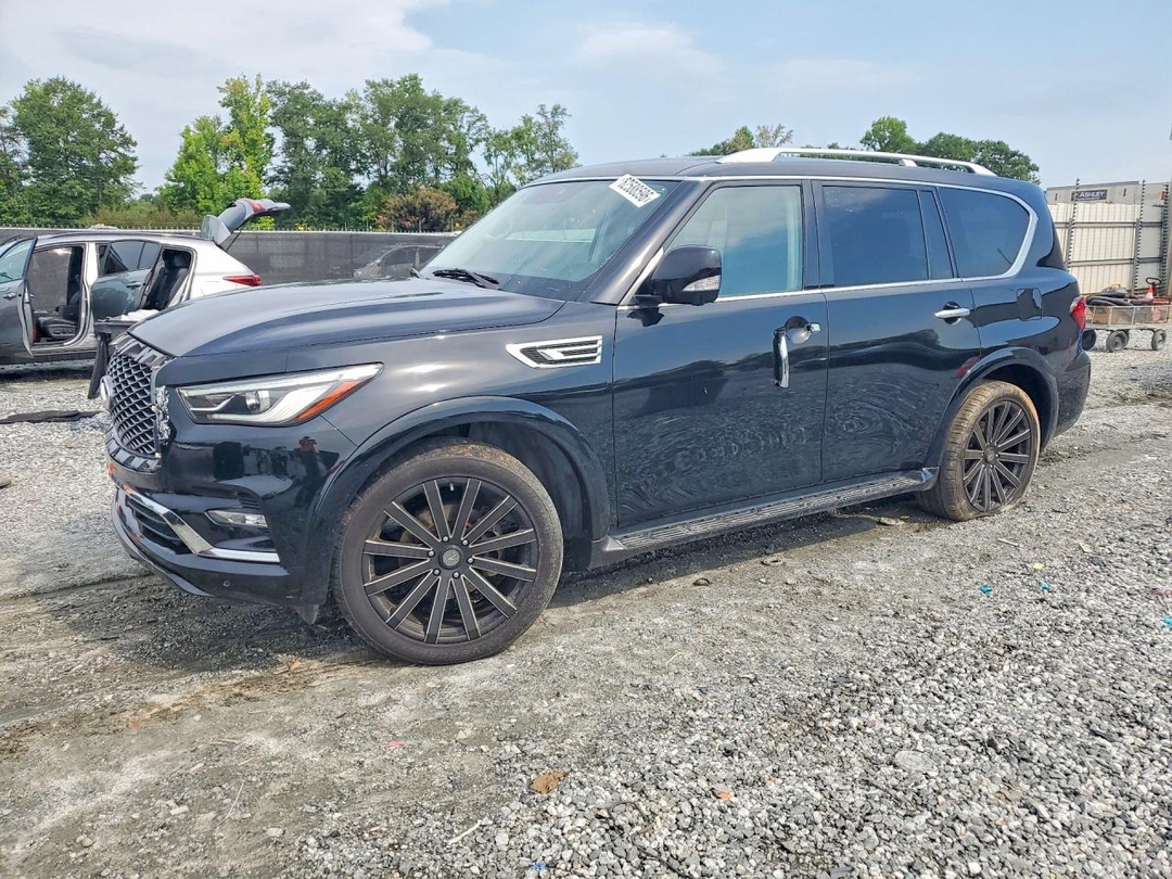 Vista de 2021 INFINITI QX80 LUXE, ángulo 1