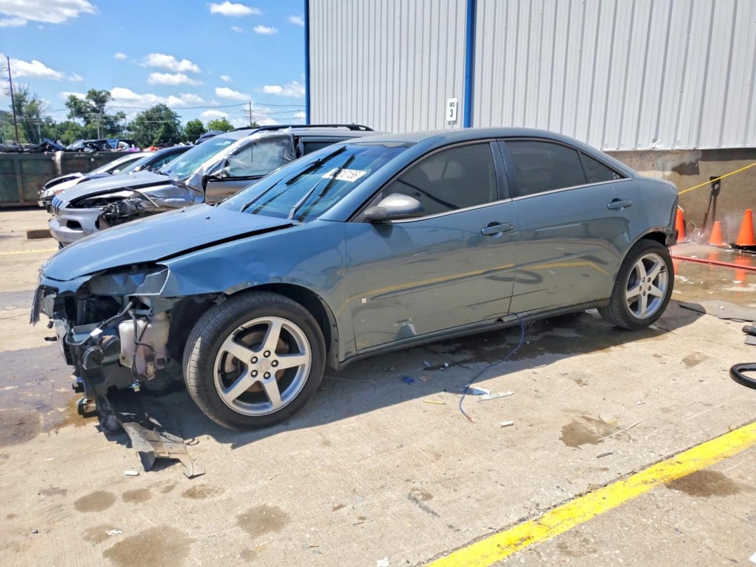 Vue de 2006 PONTIAC G6 SE1, angle 1