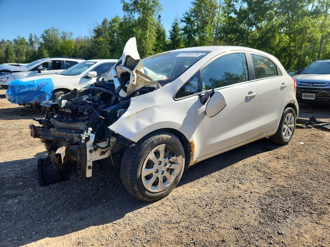 Вид 2012 KIA RIO LX, угол 1