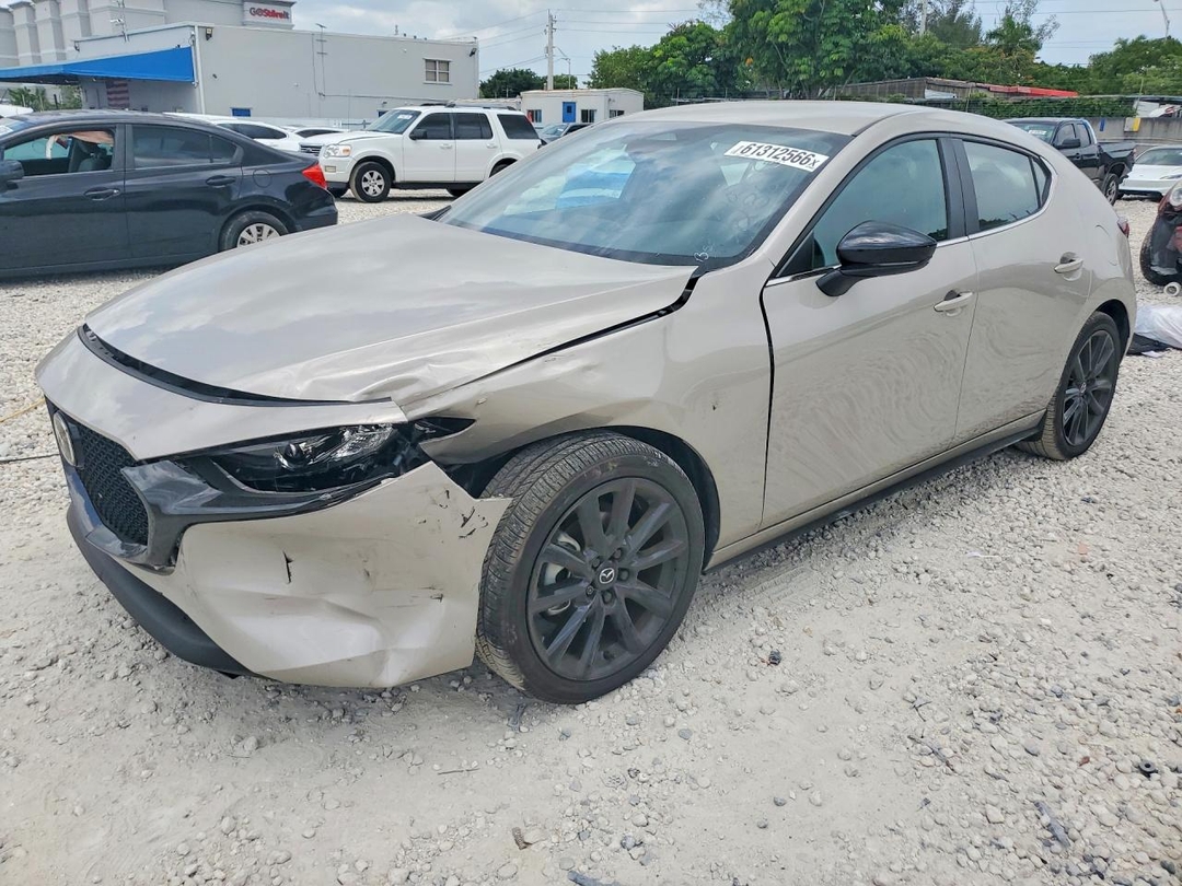 Vue de 2025 MAZDA 3 SELECT SPORT, angle 1