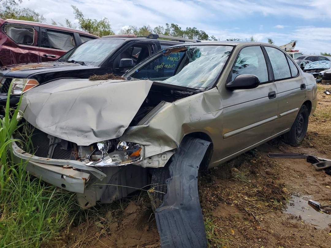 Вид 2005 NISSAN SENTRA 1.8, угол 1