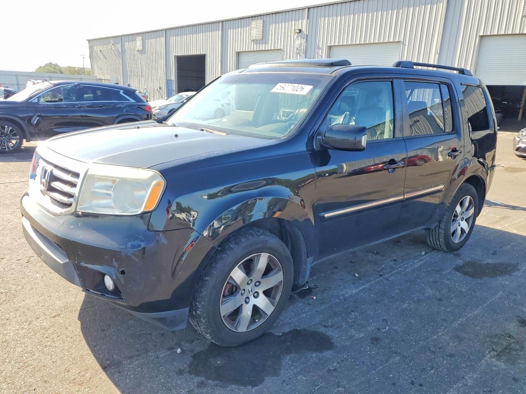 Вид 2013 HONDA PILOT TOURING, угол 1
