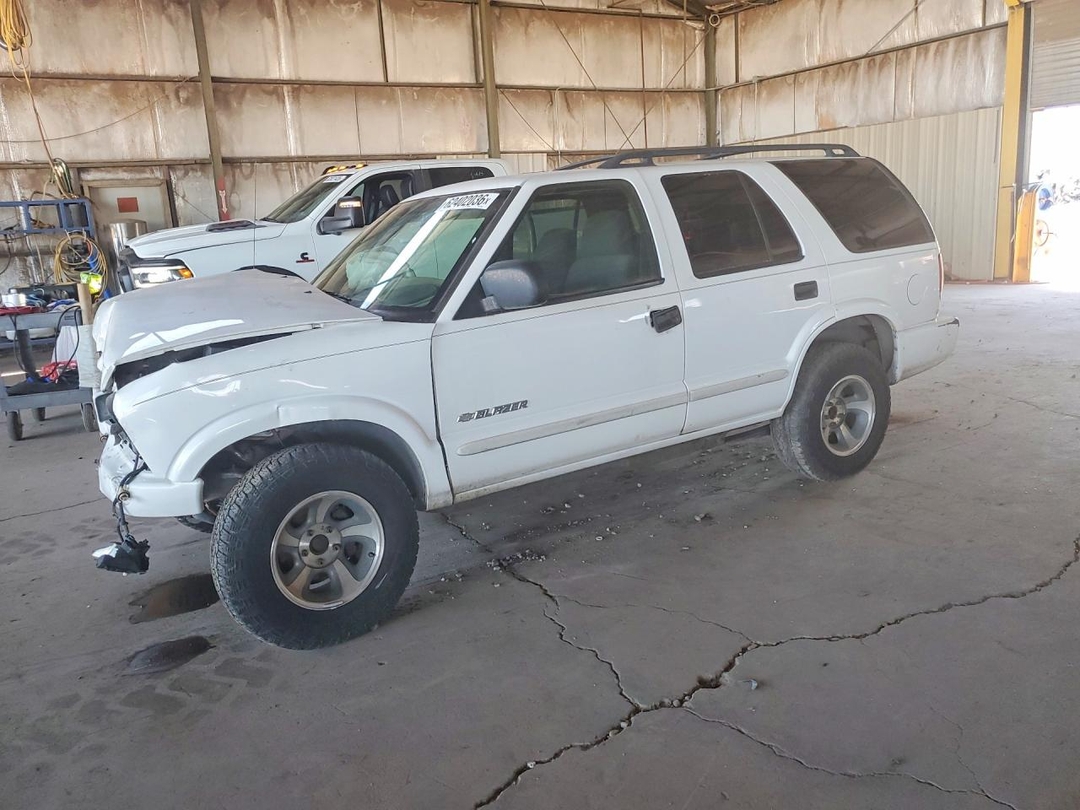 Vista de 2004 CHEVROLET BLAZER, ángulo 1