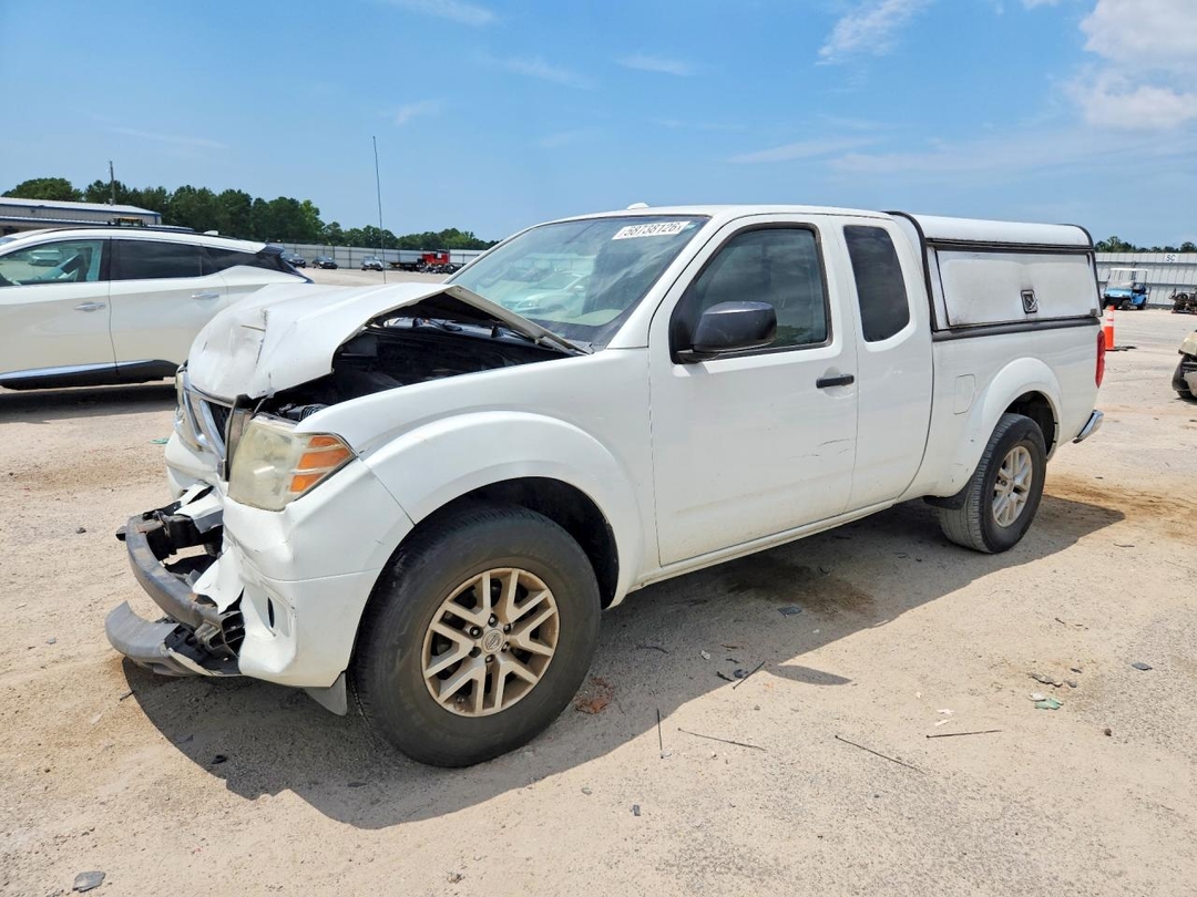 Вид 2015 NISSAN FRONTIER SV, угол 1