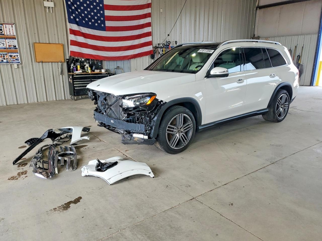 Vue de 2025 MERCEDES-BENZ GLS 450 4MATIC, angle 1