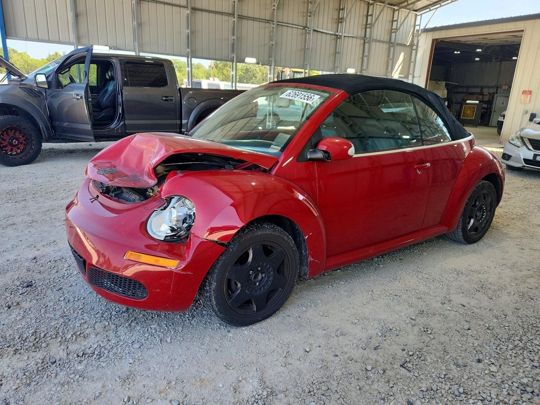Vista de 2007 VOLKSWAGEN NEW BEETLE 2.5L, ángulo 1