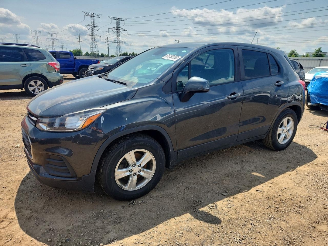 Вид 2019 CHEVROLET TRAX LS, угол 1