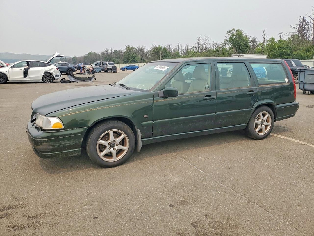 Vedere 1999 VOLVO V70, unghi 1