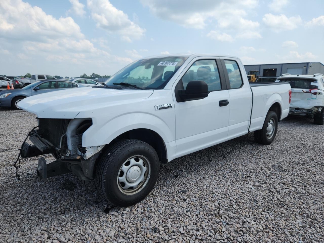 منظر 2018 FORD F150 SUPER CAB، زاوية 1