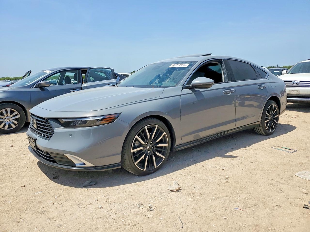 Vista de 2024 HONDA ACCORD TOURING HYBRID, ángulo 1