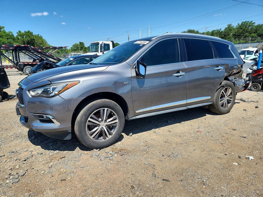Vista de 2019 INFINITI QX60 LUXE, ángulo 1